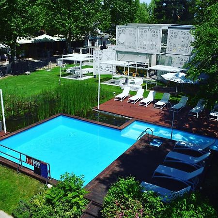 Renegade Hotel Siófok Buitenkant foto