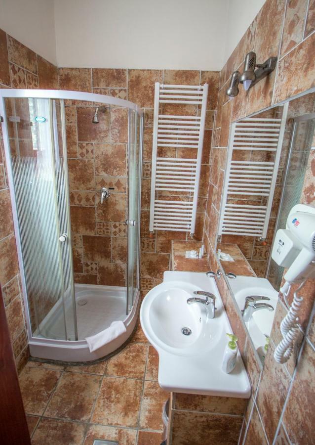 Renegade Hotel Siófok Buitenkant foto